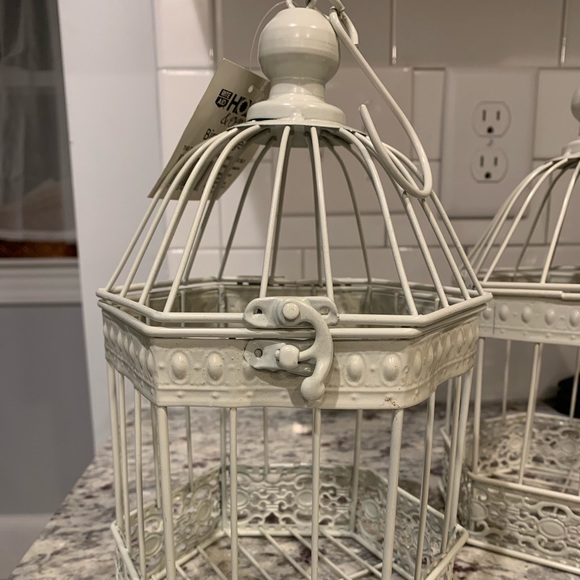 Two white antique bird cages. Dimensions in pic. - Picture 3 of 3